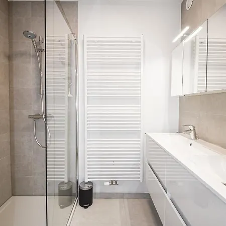 Apartamento Crystal Residences - Luxurious Seaside *