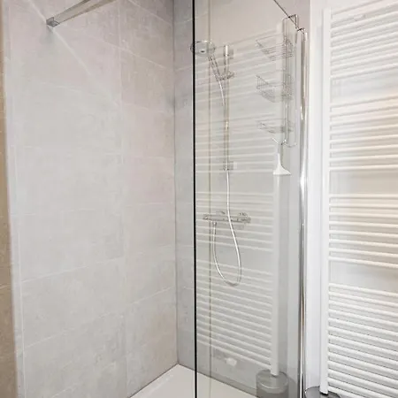 Crystal Residences - Luxurious Seaside Διαμέρισμα Οστένδη