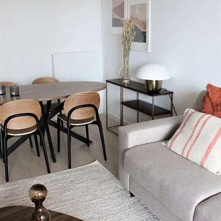 Crystal Residences - Luxurious Seaside Apartamento *