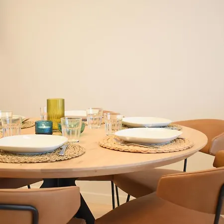 Apartamento Crystal Residences - Luxurious Seaside *