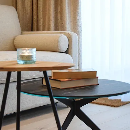 Crystal Residences - Luxurious Seaside *